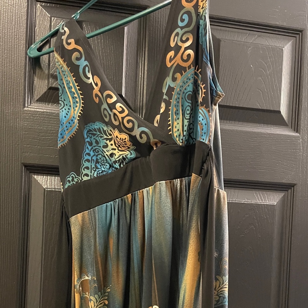 Beautiful sleeveless dress